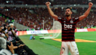 أول إسباني في نهائي كوبا ليبرتادوريس سعيد بإنجازه مع فلامنجو