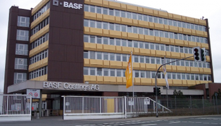 التباطؤ العالمي يعصف بنتائج باسف الألمانية للربع الثالث