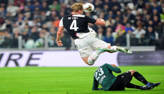 ماتياس دي ليخت