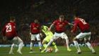 مانشستر يونايتد يتطلع لضرب برشلونة بصفقة مدوية