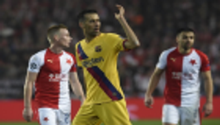 انقلاب داخل غرفة ملابس برشلونة.. والاتهامات تحاصر نجومه