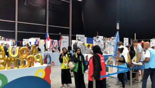 جانب من فعاليات بطولة العالم للروبوتات والذكاء الاصطناعي بدبي