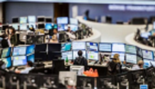 المنتجات الفاخرة تقود أسهم أوروبا ليوم خامس من المكاسب