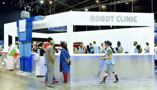  "عيادة الروبوتات" من داخل "فيرست جلوبال" 