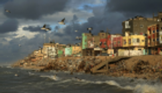 الحكومة الفلسطينية ترفض الزج باسمها في توزيع منحة قطر بغزة