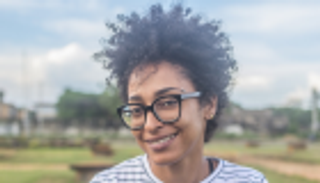 معرض فني للشعَر الأفريقي في بنين.. مرآة الروح وعنوان الهوية