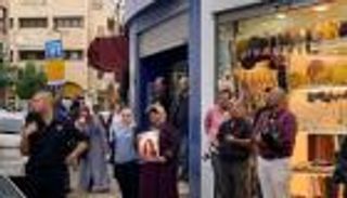 الاحتلال يقمع وقفة سلمية بالقدس للتضامن مع الأسرى