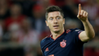 بالفيديو.. انطلاقة ليفاندوفسكي التهديفية في موسم الأرقام القياسية