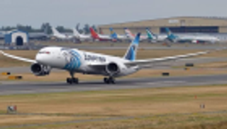 طائرة الأحلام المصرية تطير في رحلة مباشرة من القاهرة إلى نيويورك