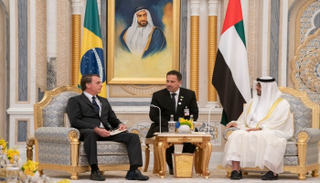 الشيخ محمد بن زايد خلال لقائه الرئيس البرازيلي