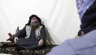 أبوبكر البغدادي زعيم تنظيم داعش الإرهابي