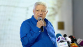 مرتضى منصور يوجه رسالة تحذيرية إلى رئيس الأهلي المصري