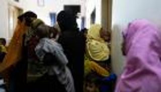 ذعر في باكستان بعد إصابة 900 طفل بفيروس نقص المناعة