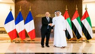 الشيخ عبدالله بن زايد آل نهيان وجون إيف لودريان