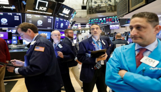 الأسهم الأمريكية تتراجع