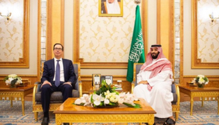 ولي العهد السعودي يلتقي وزير الخزانة الأمريكي