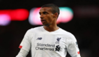 صدمة لليفربول.. ماتيب مهدد بالغياب عن 4 لقاءات قمة