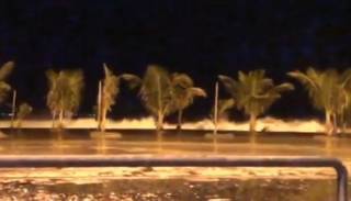 المد البحري يغمر المناطق المنخفضة بالفجيرة أبرزها شاطئ المظلات وقدفع ومربح