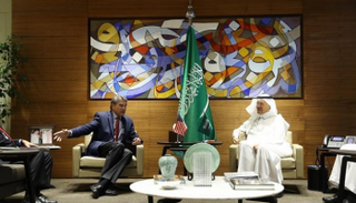 وزير الطاقة السعوي خلال لقائه مع نظيره الأمريكي 