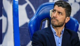 المدرب البرتغالي بيدرو إيمانويل 