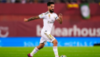 إيسكو يشعل الصراع بين عملاقي إيطاليا