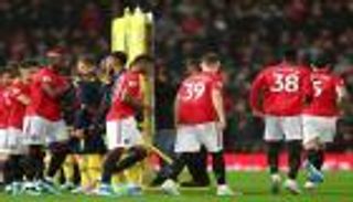 نابولي يقرب مانشستر يونايتد من هداف دوري أبطال أوروبا