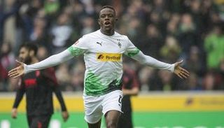 دينيس زكريا 