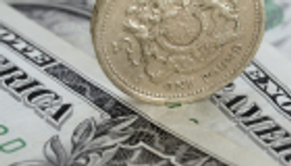 ترقبا للفائدة الأمريكية.. تحركات الدولار محدودة والإسترليني يصعد