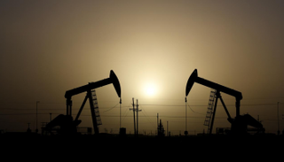 توقعات بتراوح سعر برنت بين 60 و65 دولارا للبرميل العام المقبل