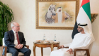محمد بن زايد يبحث مع رئيس شركة "رايثيون" الأمريكية تنمية التعاون