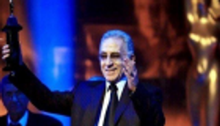 المخرج علي عبدالخالق يكشف لـ"العين الإخبارية" تطورات حالته الصحية