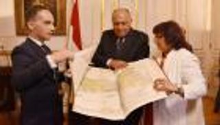 مصر تسترد "أطلس" أثريا نادرا يعود للقرن الـ19 قبل بيعه في ألمانيا