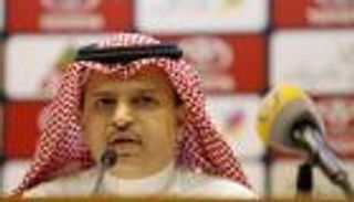 رئيس رابطة المحترفين يلمح إلى تشفير الدوري السعودي