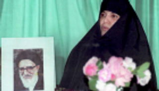 وفاة أعظم طالقاني قائدة نضال ترشح الإيرانيات للرئاسة