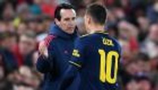 تألق أوزيل في كأس الرابطة الإنجليزية يخرجه من "سجن إيمري"