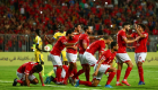 الدوليون يزينون قائمة الأهلي المصري في معسكر الإمارات