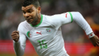 التألق اليوناني يفتح الباب أمام عودة "المونديالي" لمنتخب الجزائر