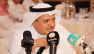 الأمير منصور بن مشعل يتحرك لحل أزمة بلايلي في أهلي جدة