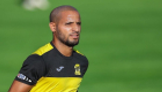 لاعب الاتحاد يكشف سر الخسارة من الأهلي في ديربي جدة