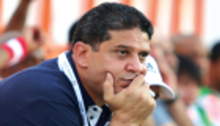 مدرب عجمان الإماراتي يلوم تقنية الفيديو بعد ثلاثية شباب الأهلي