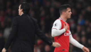 جوارديولا يطالب جمهور أرسنال بالعفو عن تشاكا