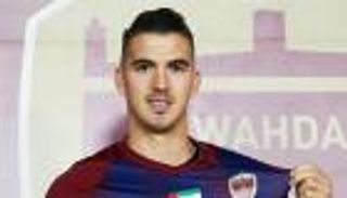 لاعب الوحدة الإماراتي يكشف عن أهدافه مع الفريق