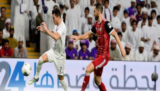 من مباراة العين والجزيرة