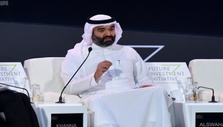 وزير الاتصالات السعودي خلال جلسات دافوس الصحراء