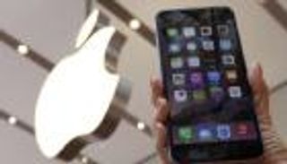 مبيعات آيفون تدعم أكبر منتج لأشباه الموصلات بالعالم