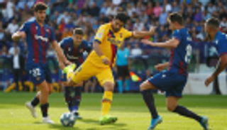 برشلونة يكشف عن طبيعة إصابة سواريز