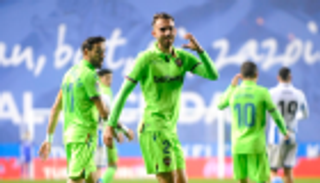 تلميذ بنزيمة يحتفل بنصف إنجازه أمام ريال مدريد وبرشلونة