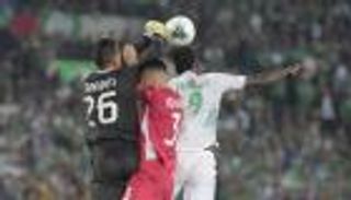 التعادل يحسم ديربي الوداد والرجاء بالبطولة العربية