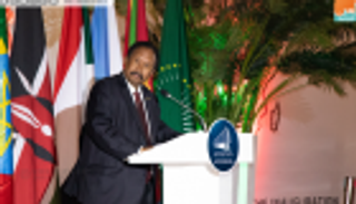 خبراء: زيارة حمدوك لدارفور مسعى لإنهاء أزمة استمرت 16 عاما