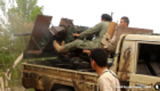 الجيش الليبي يستهدف معسكرا للمليشيا غربي ليبيا